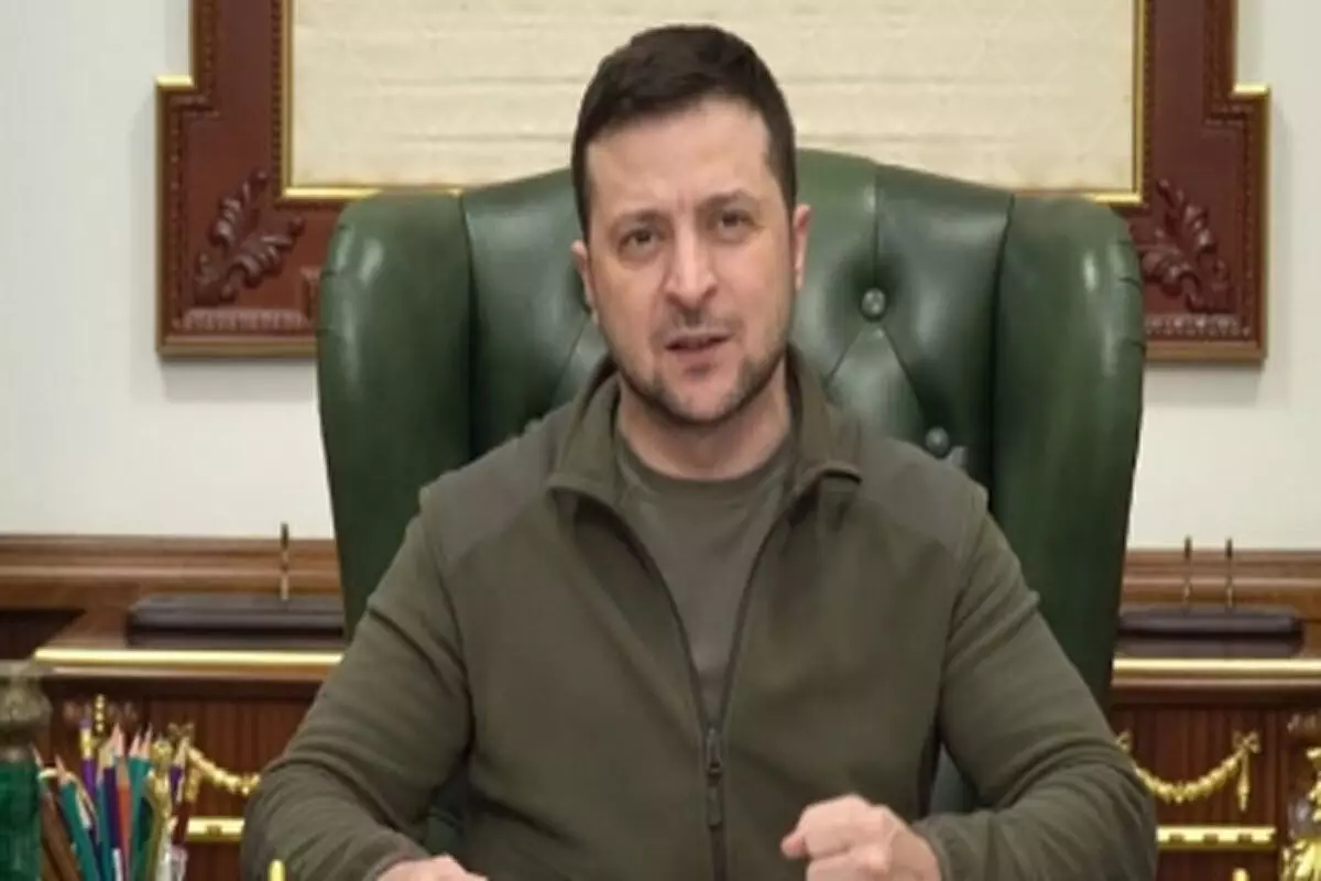 ट्रंप-पुतिन मुलाकात पर जेलेंस्की का स्पष्ट संदेश, हम रूस को तोहफे में नहीं देंगे जमीन