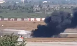 पुणे: बारामती में बड़ा हादसा, ट्रेनिंग एयरक्राफ्ट हुआ क्रैश, पायलट बाल-बाल बचा