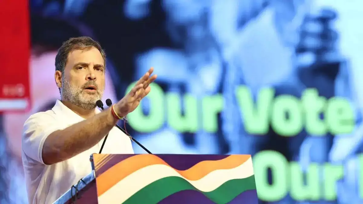 नेहरू ने दिलाया था सबको वोट का अधिकार : अब उसे लिमिटेड करने का प्रयास