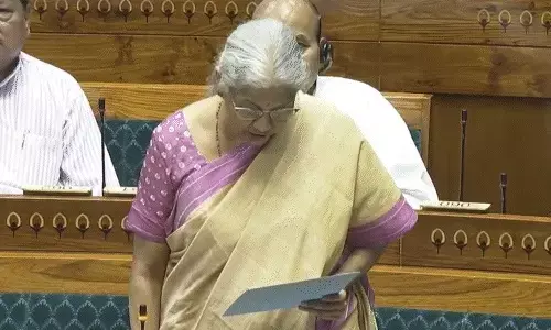 मानसून सत्र: लोकसभा में नया आयकर विधेयक पास मानसून सत्र: लोकसभा में नया आयकर विधेयक पास