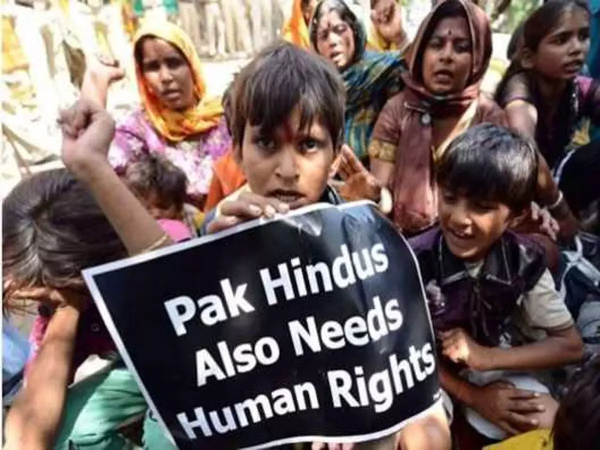 पाकिस्तान में अल्पसंख्यक समुदाय की लड़कियों का अपहरण, जबरन विवाह और धर्म परिवर्तन