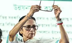 सिनेमा हॉल और मल्टीप्लेक्स में रोजाना दिखानी होगी एक बंगाली फिल्म, ममता सरकार का फैसला सिनेमा हॉल और मल्टीप्लेक्स में रोजाना दिखानी होगी एक बंगाली फिल्म, ममता सरकार का फैसला