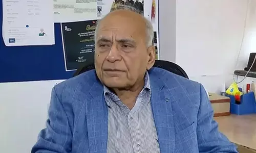 दवाइयों पर दुनिया में किसी को भी टैरिफ लगाने से फायदा नहीं है : डॉ. एनके गांगुली दवाइयों पर दुनिया में किसी को भी टैरिफ लगाने से फायदा नहीं है : डॉ. एनके गांगुली