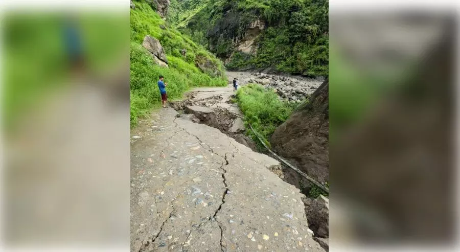 जम्मू-कश्मीर के किश्तवाड़ में बादल फटा, भारी नुकसान की आशंका