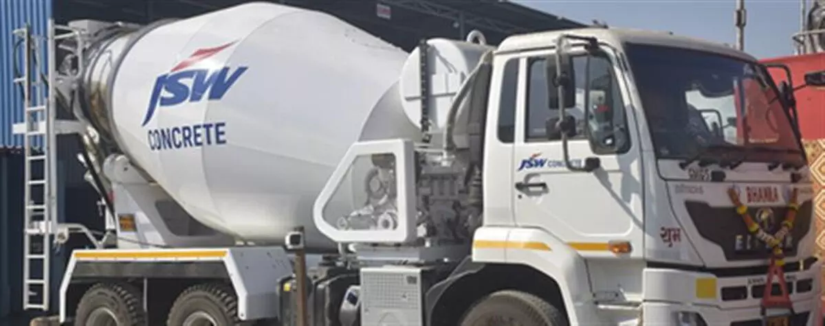 जेएसडब्ल्यू सीमेंट का शेयर लिस्टिंग के पहले दिन करीब 5 प्रतिशत की गिरावट के साथ बंद