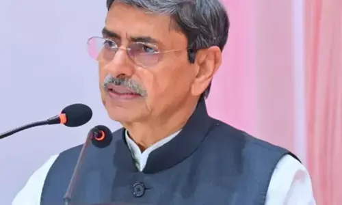 तमिलनाडु : राज्यपाल रवि की टी पार्टी का बहिष्कार, कांग्रेस बोली- उन्होंने लोगों के खिलाफ किया काम तमिलनाडु : राज्यपाल रवि की टी पार्टी का बहिष्कार, कांग्रेस बोली- उन्होंने लोगों के खिलाफ किया काम