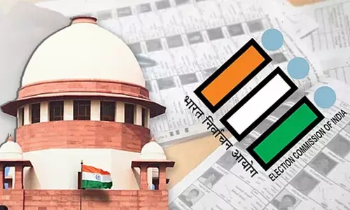 केरल-उत्तर प्रदेश में चल रहे एसआईआर पर सुप्रीम कोर्ट में सुनवाई, चुनाव आयोग को नोटिस जारी कर मांगा जवाब केरल-उत्तर प्रदेश में चल रहे एसआईआर पर सुप्रीम कोर्ट में सुनवाई, चुनाव आयोग को नोटिस जारी कर मांगा जवाब