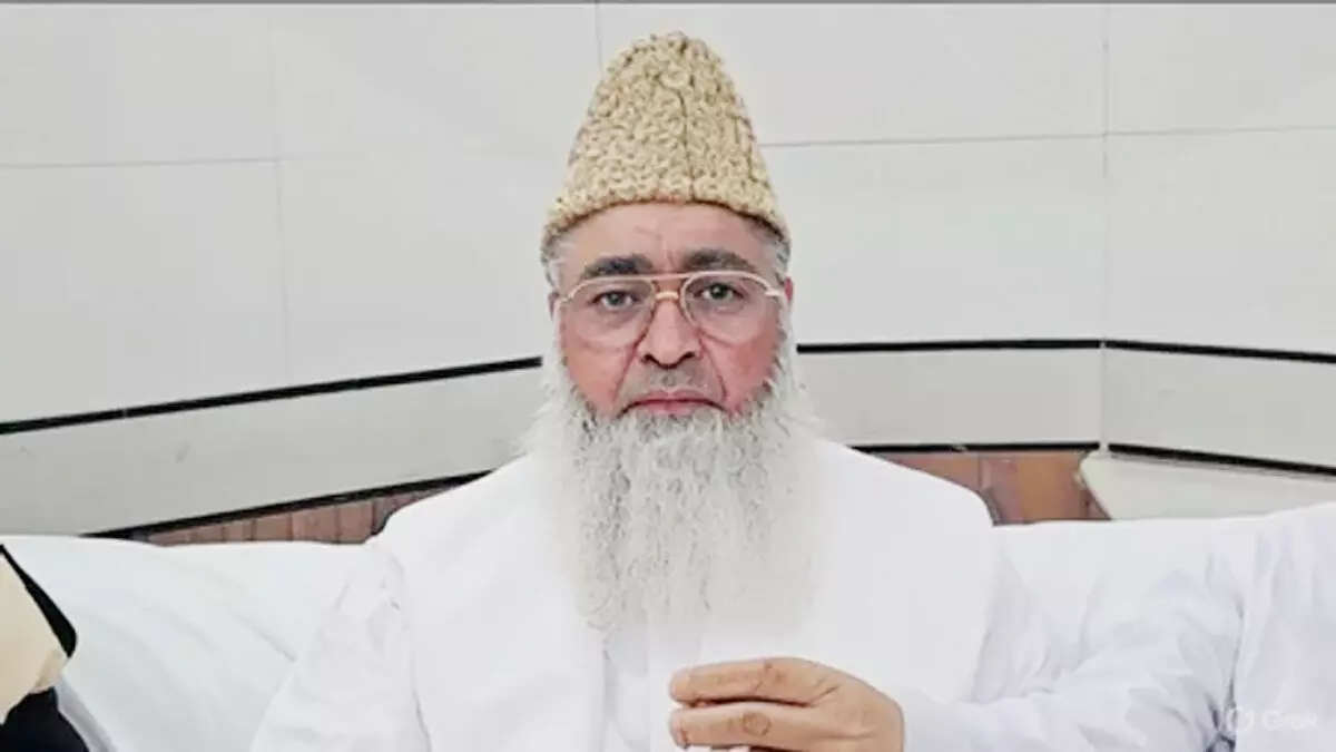 पीएम मोदी ने लाल किले से सशक्त और विकसित राष्ट्र का दिया संदेश : उमर अहमद इलियासी पीएम मोदी ने लाल किले से सशक्त और विकसित राष्ट्र का दिया संदेश : उमर अहमद इलियासी