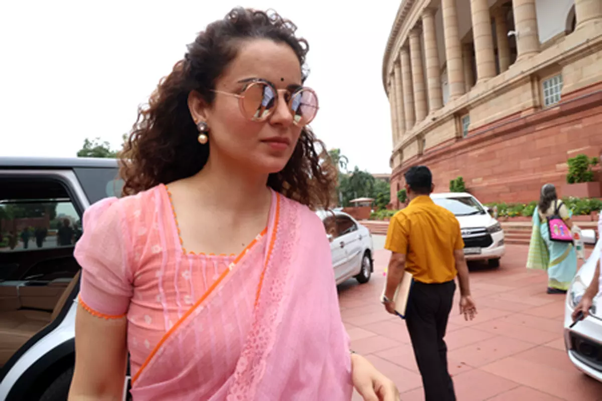 झांसी की रानी का किरदार निभाकर मुझे एक नया जन्म मिला : कंगना रनौत झांसी की रानी का किरदार निभाकर मुझे एक नया जन्म मिला : कंगना रनौत