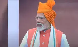 पीएम मोदी ने लाल किले से दुश्मनों को दी चेतावनी, कहा- आगे कोशिश की तो मुंहतोड़ जवाब देंगे पीएम मोदी ने लाल किले से दुश्मनों को दी चेतावनी, कहा- आगे कोशिश की तो मुंहतोड़ जवाब देंगे