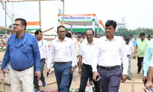 पटना का ऐतिहासिक गांधी मैदान स्वतंत्रता दिवस के लिए तैयार, नीतीश कुमार फहराएंगे तिरंगा पटना का ऐतिहासिक गांधी मैदान स्वतंत्रता दिवस के लिए तैयार, नीतीश कुमार फहराएंगे तिरंगा