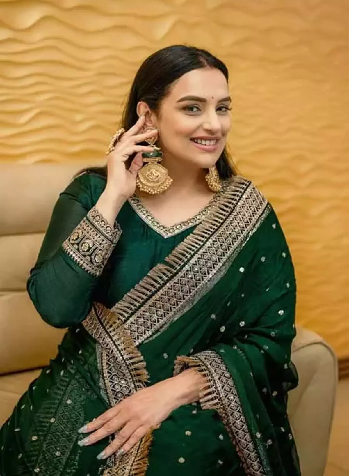 एएमएमए में श्वेता मेनन और कुक्कू परमेश्वरन का जलवा, पहली बार मिली नेतृत्व की बागडोर