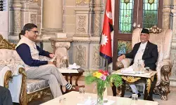 भारत के विदेश सचिव ने नेपाल के पीएम से की मुलाकात, द्विपक्षीय सहयोग बढ़ाने पर चर्चा भारत के विदेश सचिव ने नेपाल के पीएम से की मुलाकात, द्विपक्षीय सहयोग बढ़ाने पर चर्चा