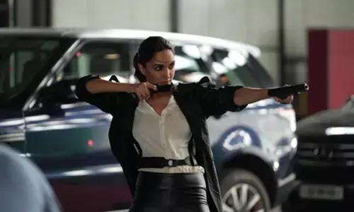 कियारा आडवाणी ने ‘वॉर 2’ को मिले प्यार से गदगद, फैंस को कहा शुक्रिया कियारा आडवाणी ने ‘वॉर 2’ को मिले प्यार से गदगद, फैंस को कहा शुक्रिया