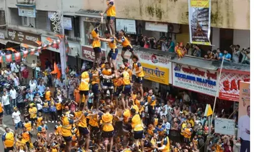 महाराष्ट्र : दही हांडी उत्सव में अलग-अलग हादसों में दो की मौत, 200 से अधिक घायल