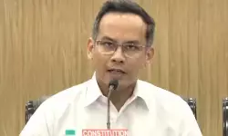 जिम्मेदारियां से भाग रहा है चुनाव आयोग : गौरव गोगोई