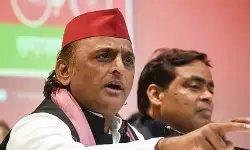 उपचुनावों में की गई थी बड़े पैमाने पर वोट चोरी, सपा अध्यक्ष अखिलेश यादव का आरोप उपचुनावों में की गई थी बड़े पैमाने पर वोट चोरी, सपा अध्यक्ष अखिलेश यादव का आरोप