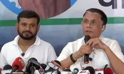 कांग्रेस ने चुनाव आयोग पर धमकी देने का लगाया आरोप: पवन खेड़ा कांग्रेस ने चुनाव आयोग पर धमकी देने का लगाया आरोप: पवन खेड़ा