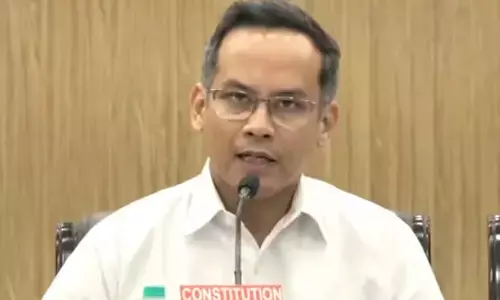 जिम्मेदारियां से भाग रहा है चुनाव आयोग : गौरव गोगोई जिम्मेदारियां से भाग रहा है चुनाव आयोग : गौरव गोगोई