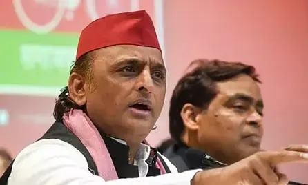 उपचुनावों में की गई थी बड़े पैमाने पर वोट चोरी, सपा अध्यक्ष अखिलेश यादव का आरोप उपचुनावों में की गई थी बड़े पैमाने पर वोट चोरी, सपा अध्यक्ष अखिलेश यादव का आरोप