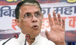 सीएसडीएस के डाटा मुद्दे पर पवन खेड़ा का तंज, कहा- भाजपा की हताशा की स्थिति दुखद