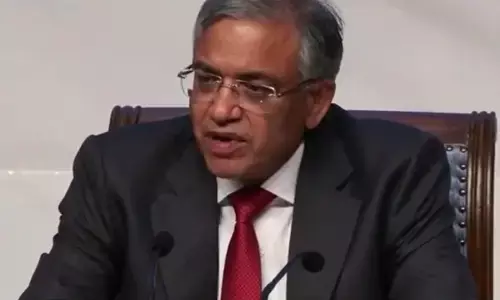 भयावह संकट खड़ा कर चुका है केन्द्रीय चुनाव आयोग भयावह संकट खड़ा कर चुका है केन्द्रीय चुनाव आयोग