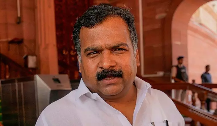 कांग्रेस ने लोकसभा के महासचिव को लिखा पत्र, सदन की कार्यवाही को स्थगित करने और गंभीर मुद्दे पर चर्चा की मांग की