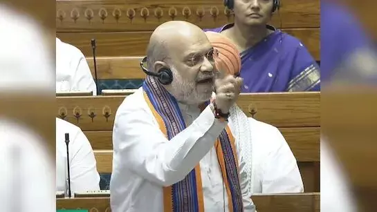 अमित शाह ने पीएम-सीएम और मंत्रियों को हटाने से जुड़े 3 बिलों को लोकसभा में किया पेश