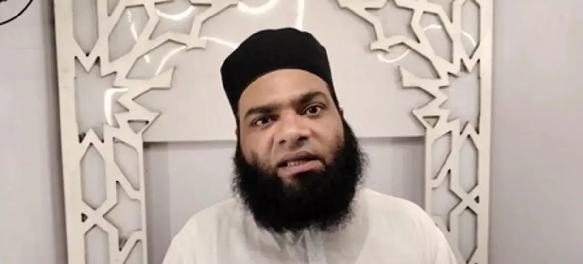 धामी सरकार ने धर्मांतरण कानून को बनाया और सख्त, क्या बोले मुस्लिम धर्मगुरु?