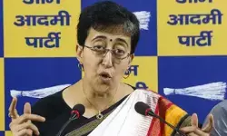 मुख्यमंत्री रेखा गुप्ता पर हमला निंदनीय, लोकतंत्र में हिंसा के लिए जगह नहीं : आतिशी