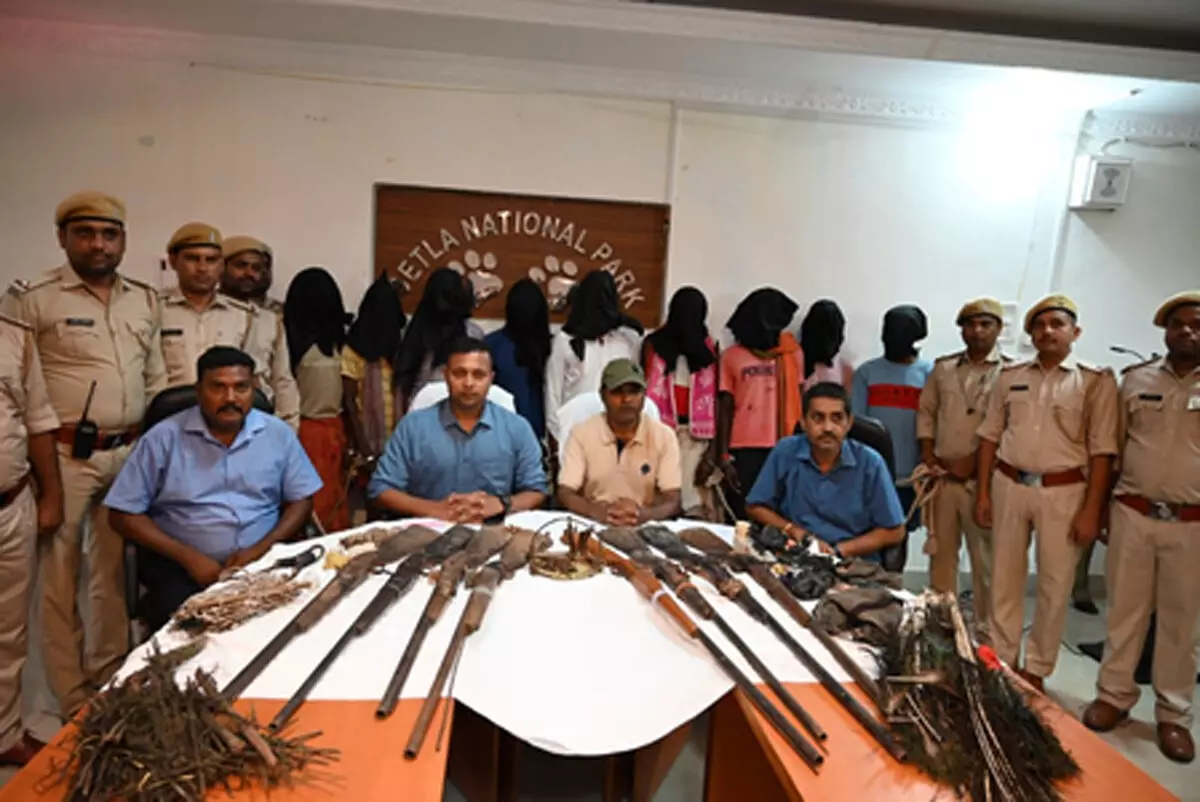 पलामू टाइगर रिजर्व में शिकार गिरोह का भंडाफोड़, नौ गिरफ्तार, 13 फरार