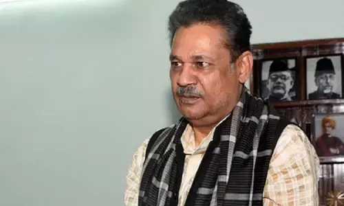 संसद में हंगामा : कीर्ति आजाद का आरोप- भाजपा सांसदों ने टीएमसी महिला सांसदों को दिया धक्का