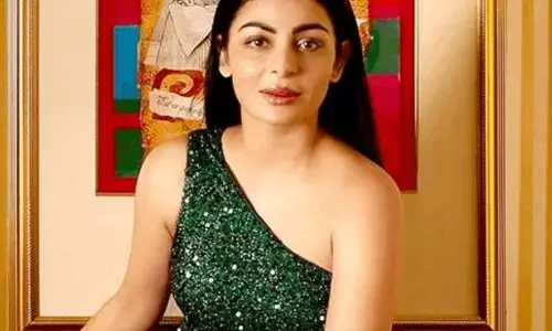 एक्ट्रेस नीरू बाजवा ने इंडस्ट्री में एंट्री के लिए बोला झूठ एक्ट्रेस नीरू बाजवा ने इंडस्ट्री में एंट्री के लिए बोला झूठ