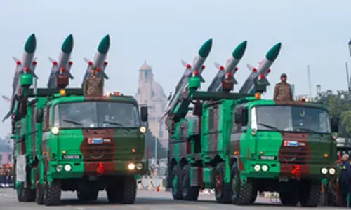 देश की रक्षा एवं आंतरिक सुरक्षा में आया बड़ा बदलाव, स्वदेशी तकनीक को महत्व देश की रक्षा एवं आंतरिक सुरक्षा में आया बड़ा बदलाव, स्वदेशी तकनीक को महत्व