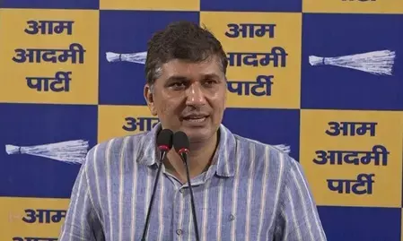 कुत्तों को लेकर सुप्रीम कोर्ट के आदेश पर ‘आप’ नेता सौरभ भारद्वाज बोले, ‘एमसीडी अपने काम में लाए सुधार’