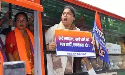 महिला सुरक्षा और सम्मानजनक रोजगार को लेकर सड़क पर उतरीं विधायक पल्लवी पटेल