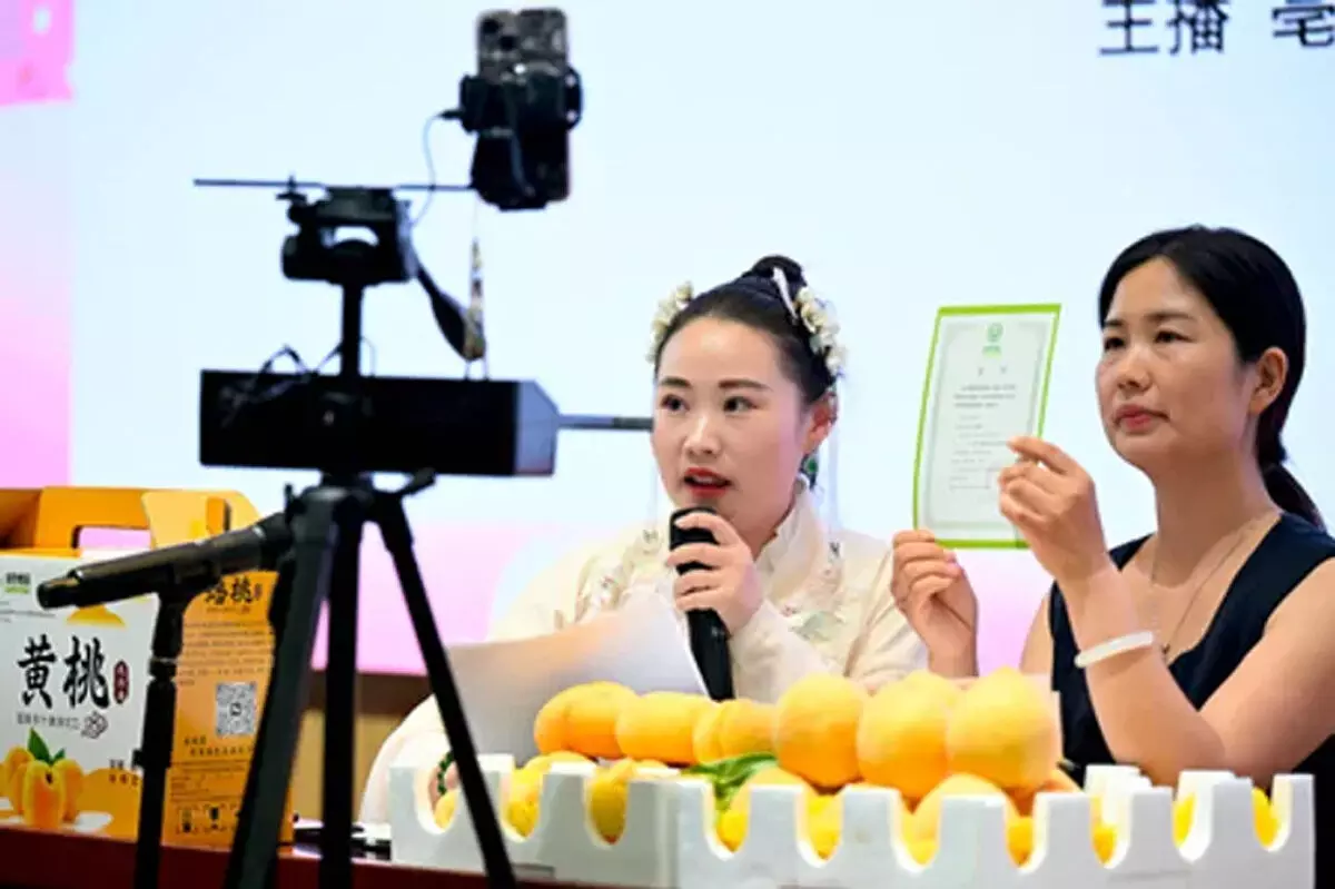 चीन का ई-कॉमर्स : पहले सात महीनों में शानदार वृद्धि