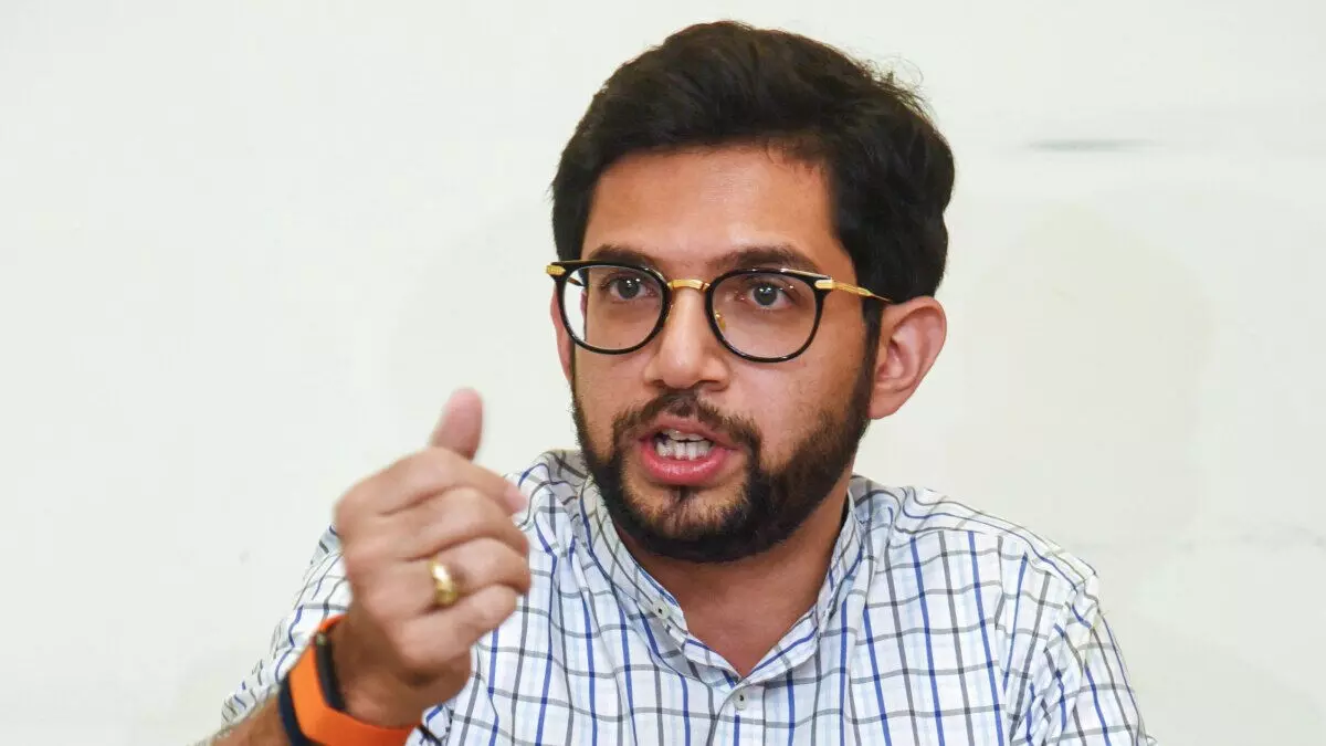 आदित्य ठाकरे का भाजपा पर हमला : वाजपेयी की पार्टी होती तो पाकिस्तान से मैच नहीं होता आदित्य ठाकरे का भाजपा पर हमला : वाजपेयी की पार्टी होती तो पाकिस्तान से मैच नहीं होता