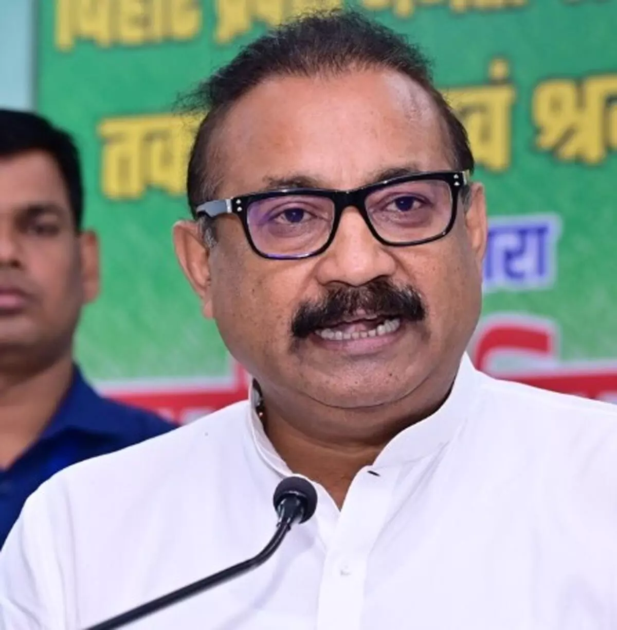 एनडीए की आलोचना पर मंत्री बोले– काम से जवाब दें, शब्दों से नहीं एनडीए की आलोचना पर मंत्री बोले– काम से जवाब दें, शब्दों से नहीं