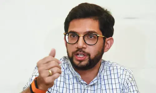 आदित्य ठाकरे का भाजपा पर हमला : वाजपेयी की पार्टी होती तो पाकिस्तान से मैच नहीं होता आदित्य ठाकरे का भाजपा पर हमला : वाजपेयी की पार्टी होती तो पाकिस्तान से मैच नहीं होता