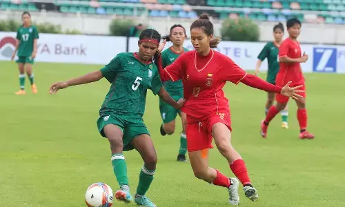 गांव की फुटबॉल एकेडमी ने बदला बांग्लादेशी महिलाओं का जीवन