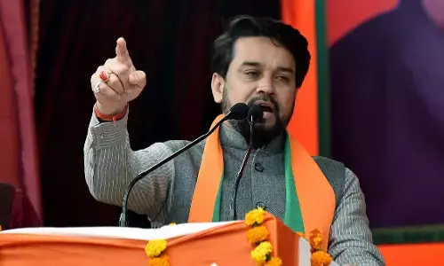 बच्चों से वैज्ञानिक चिंतन छीनने का अपराध