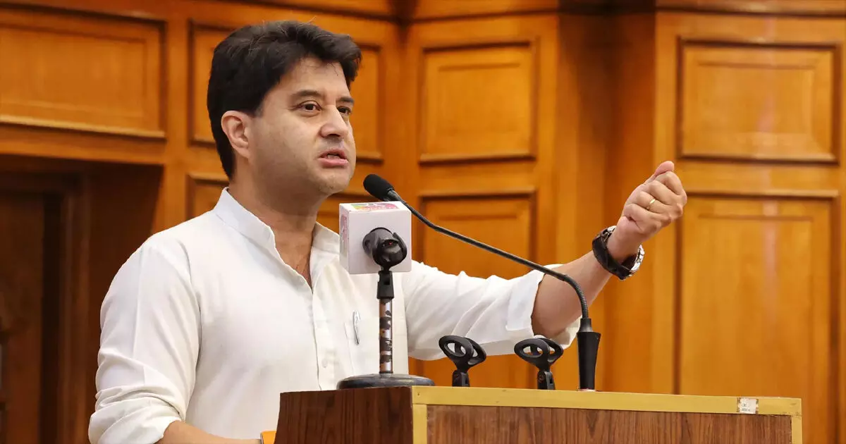 भारत लोकतंत्र की जननी है, इसके सपनों को साकार करना हमारी जिम्मेदारी : सिंधिया