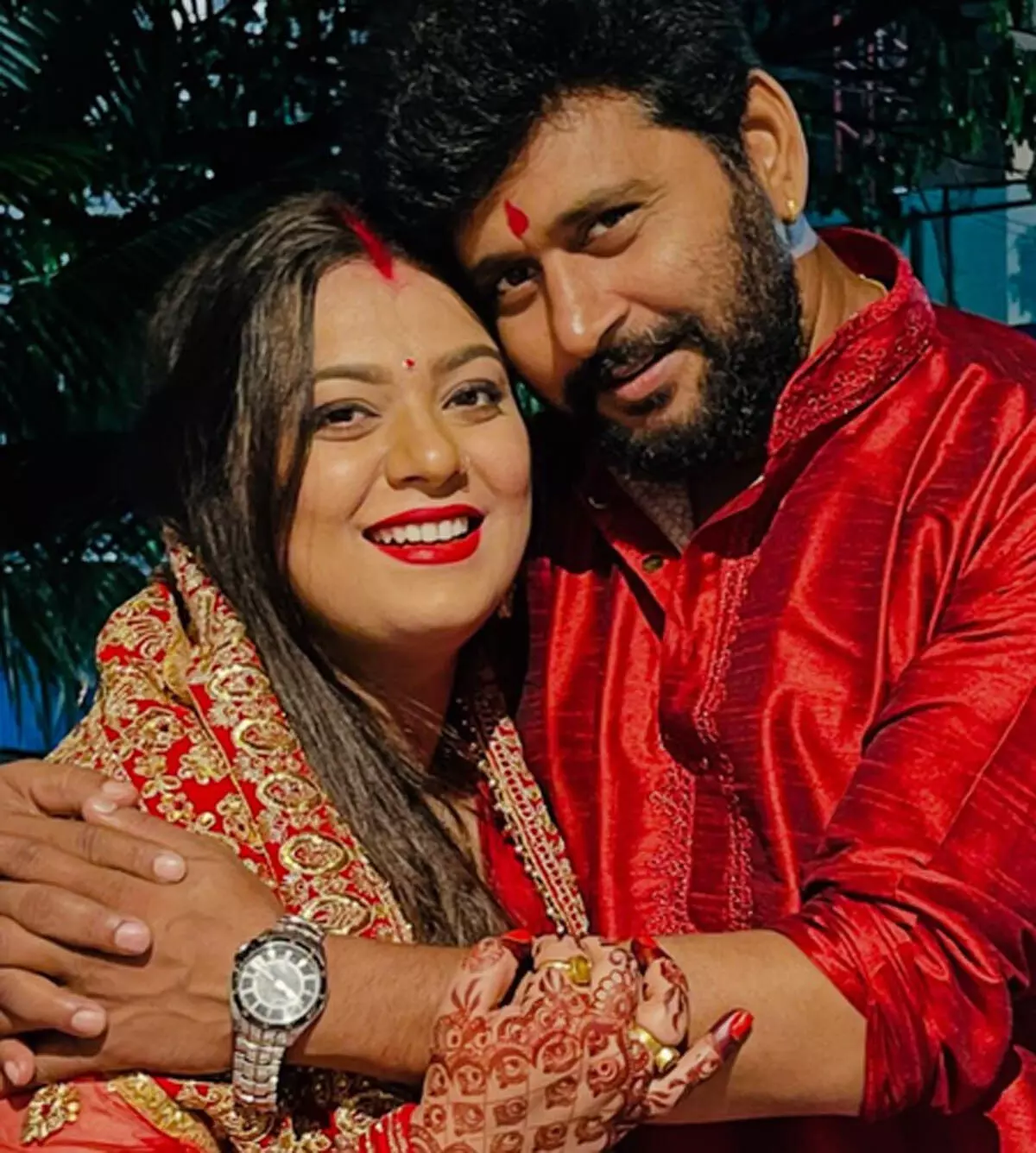 निधि झा ने पति यश कुमार संग शेयर की फोटो, कैप्शन में लिखी दिल छूने वाली बात