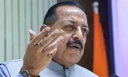 जम्मू में मोबाइल नेटवर्क और 40 प्रतिशत बिजली कनेक्शन हुए बहाल: जितेंद्र सिंह