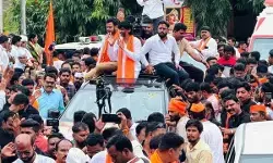 मराठा आरक्षण : मनोज जरांगे पाटिल के नेतृत्व में 29 अगस्त को मुंबई में बड़ा आंदोलन, आजाद मैदान में जुटने लगे समर्थक मराठा आरक्षण : मनोज जरांगे पाटिल के नेतृत्व में 29 अगस्त को मुंबई में बड़ा आंदोलन, आजाद मैदान में जुटने लगे समर्थक