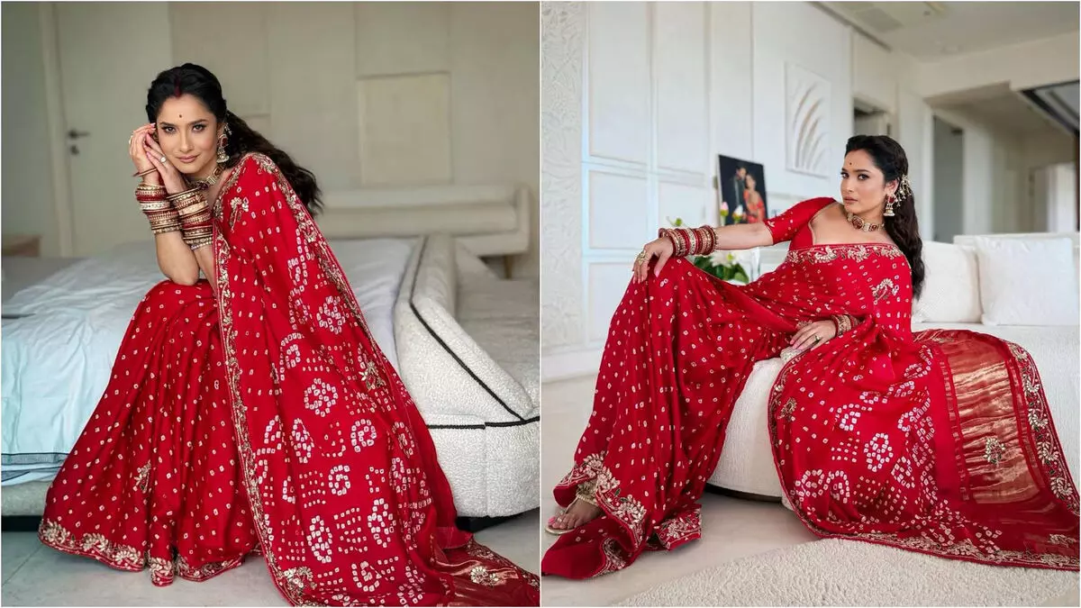 अंकिता लोखंडे ने शेयर किया अपना फेस्टिव लुक, लाल साड़ी में लग रहीं बेहद खूबसूरत