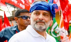 बिहार में वोट चोरी नहीं होने देंगे : सिवान से राहुल-तेजस्वी की हुंकार