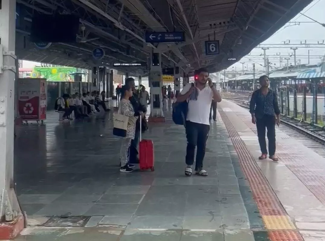 जम्मू :क्षतिग्रस्त रेलवे पुलों और पटरियों की मरम्मत का चल रहा काम, बहाल होने में लगेगा समय