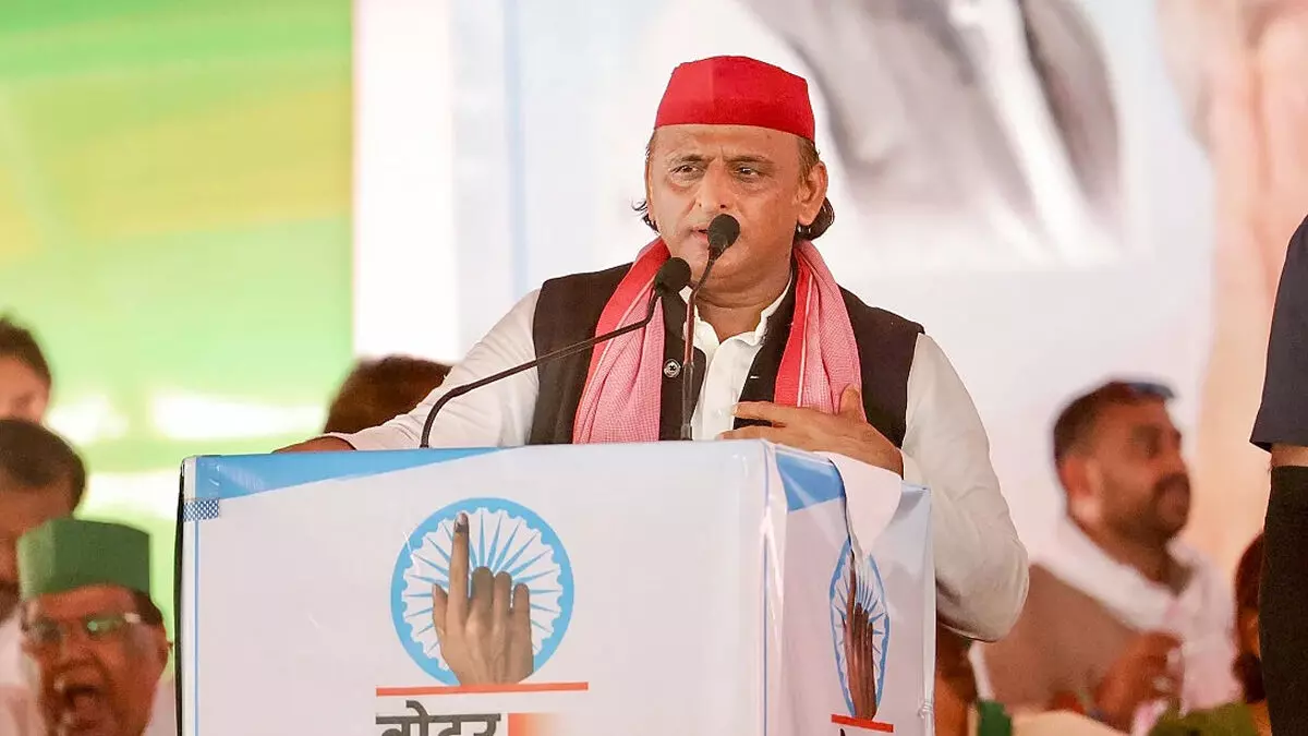 बिहार से भाजपा का सफाया तय, चुनाव आयोग बना जुगाड़ आयोग : अखिलेश यादव बिहार से भाजपा का सफाया तय, चुनाव आयोग बना जुगाड़ आयोग : अखिलेश यादव